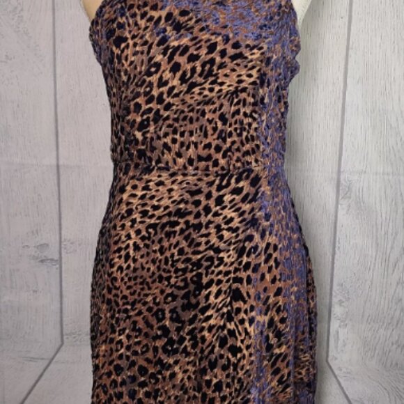 Lulu's Leopard Print Velvet Mini Dress Size Medium M - Picture 3 of 9